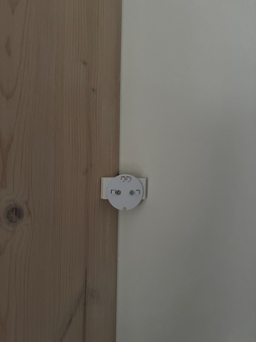 UniFi G3 Instant Corner Mount