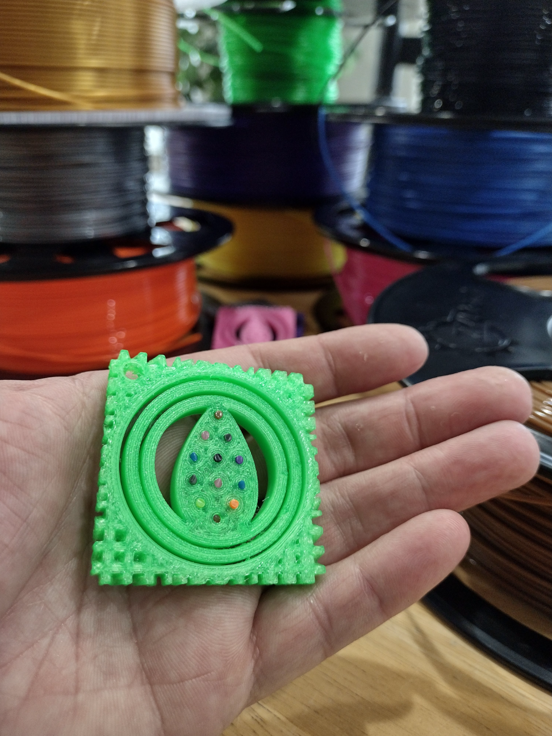 Easter Egg Gimbal Keychain