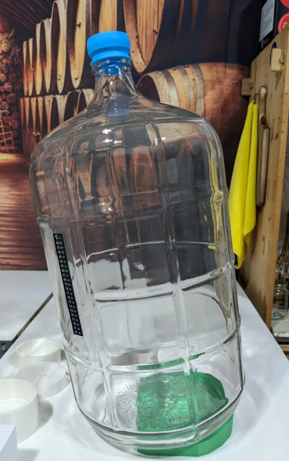 Carboy Tilt Wedge