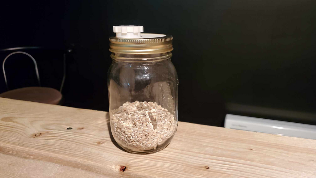 Mason jar lid upgrade