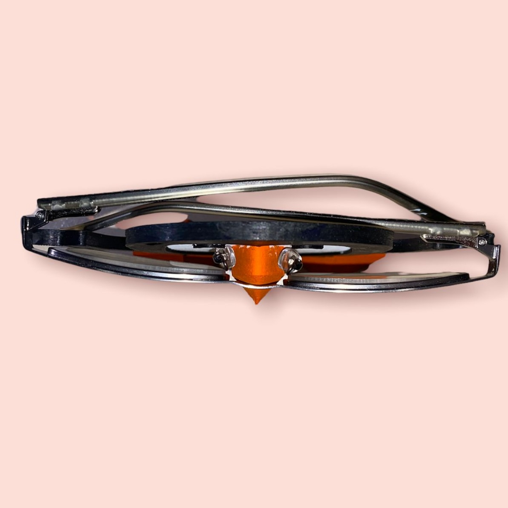 Penguin glasses stand