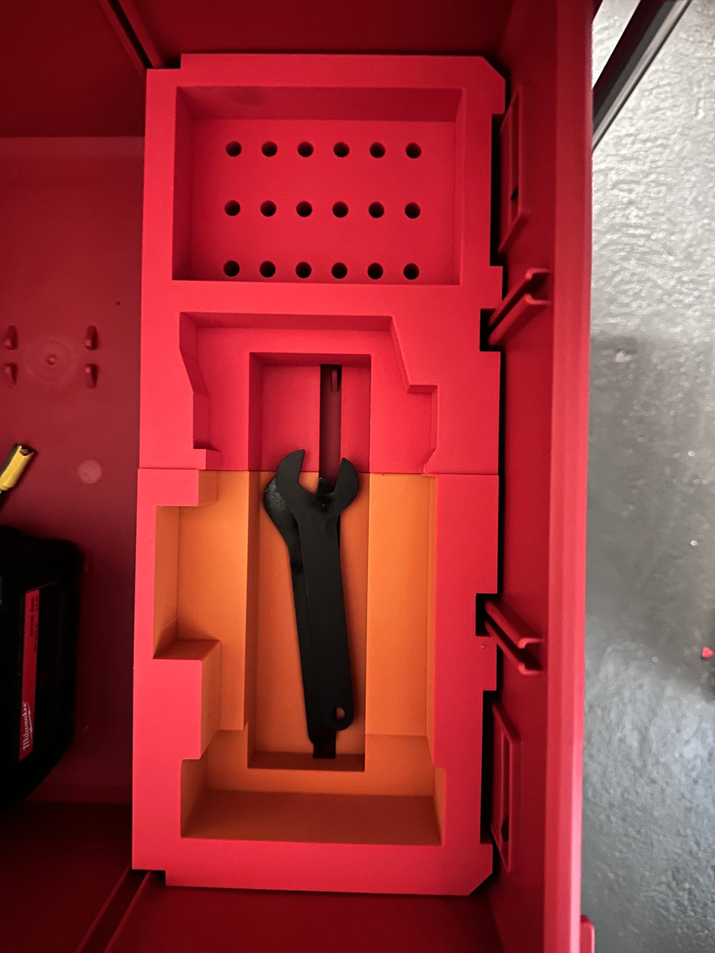 Milwaukee m18 trim router packout 2 drawer insert