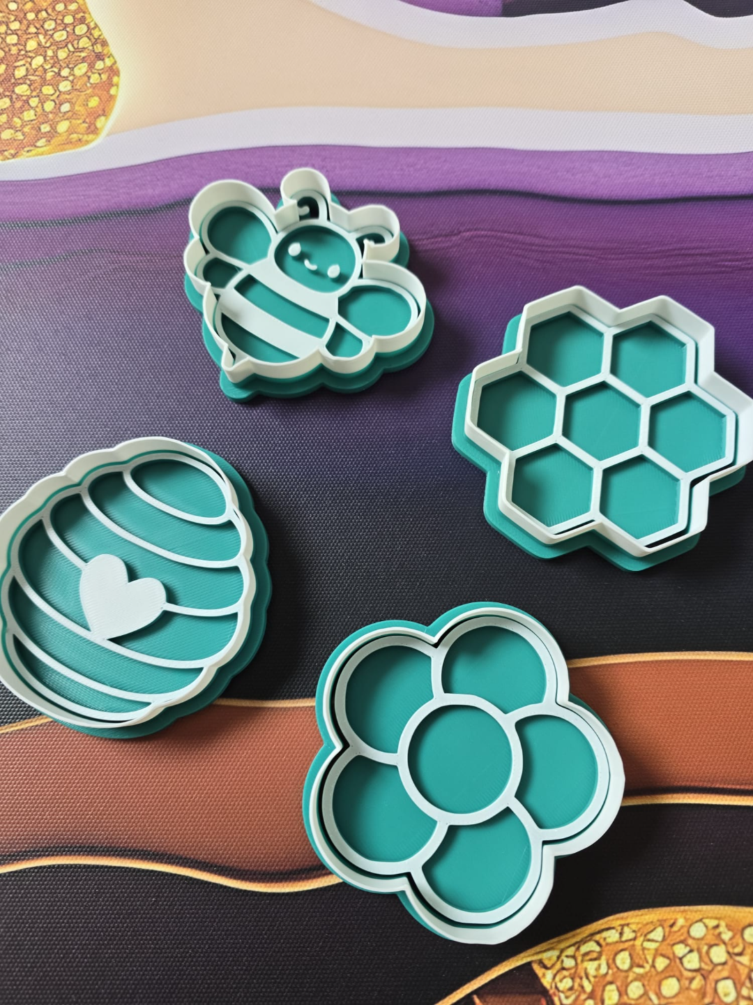 Bee Flower Honeycomb Cookie Cutter Baking Shape