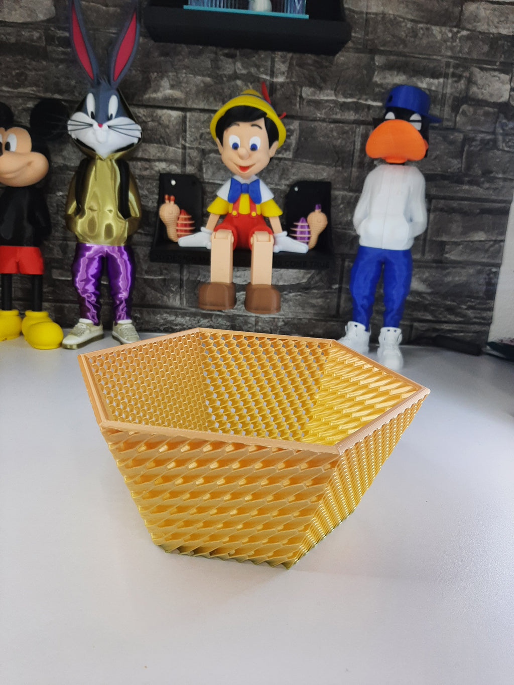 HONEYCOMB HEXAGON BOWL