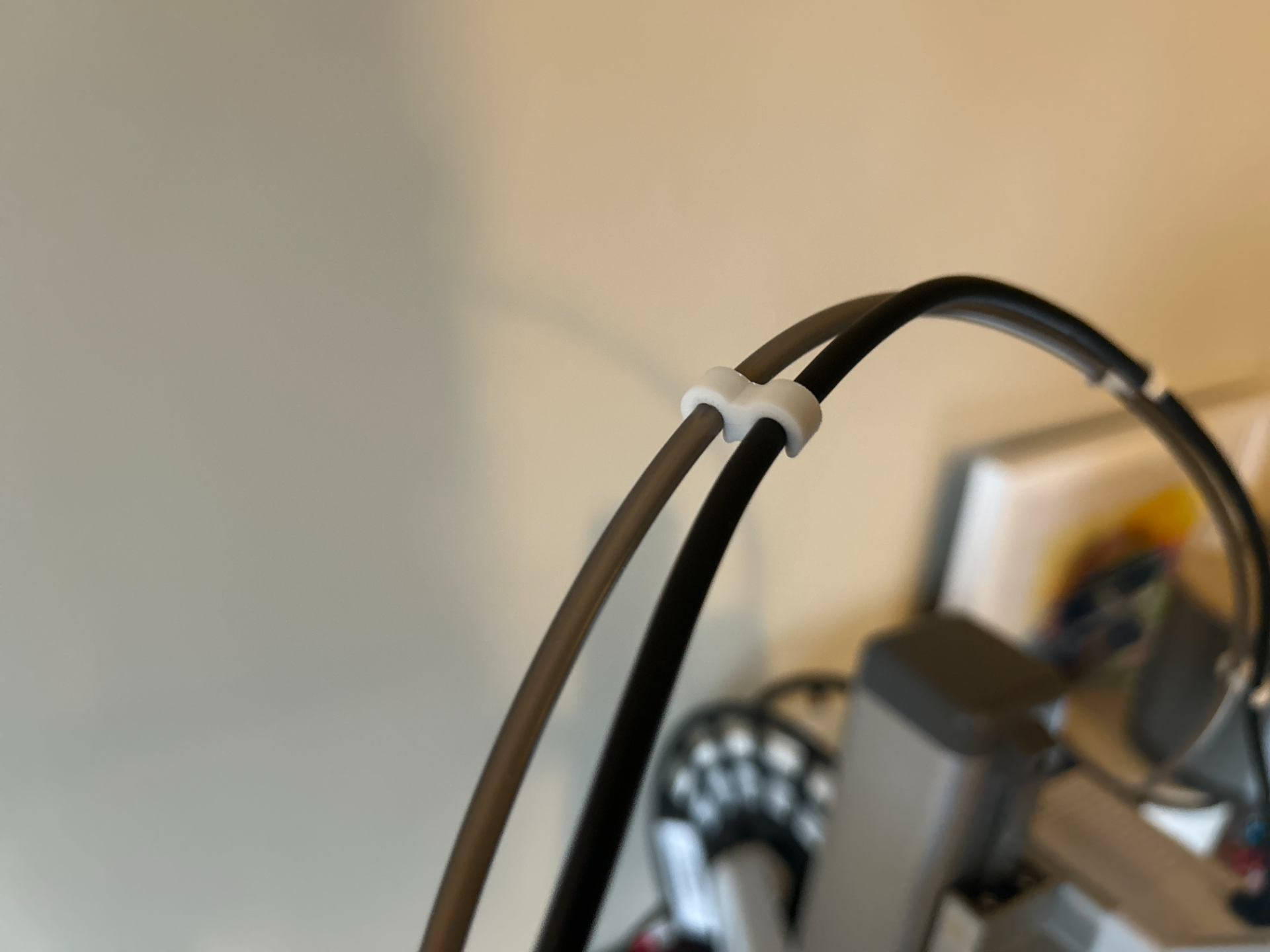 Cable/Tube Clip