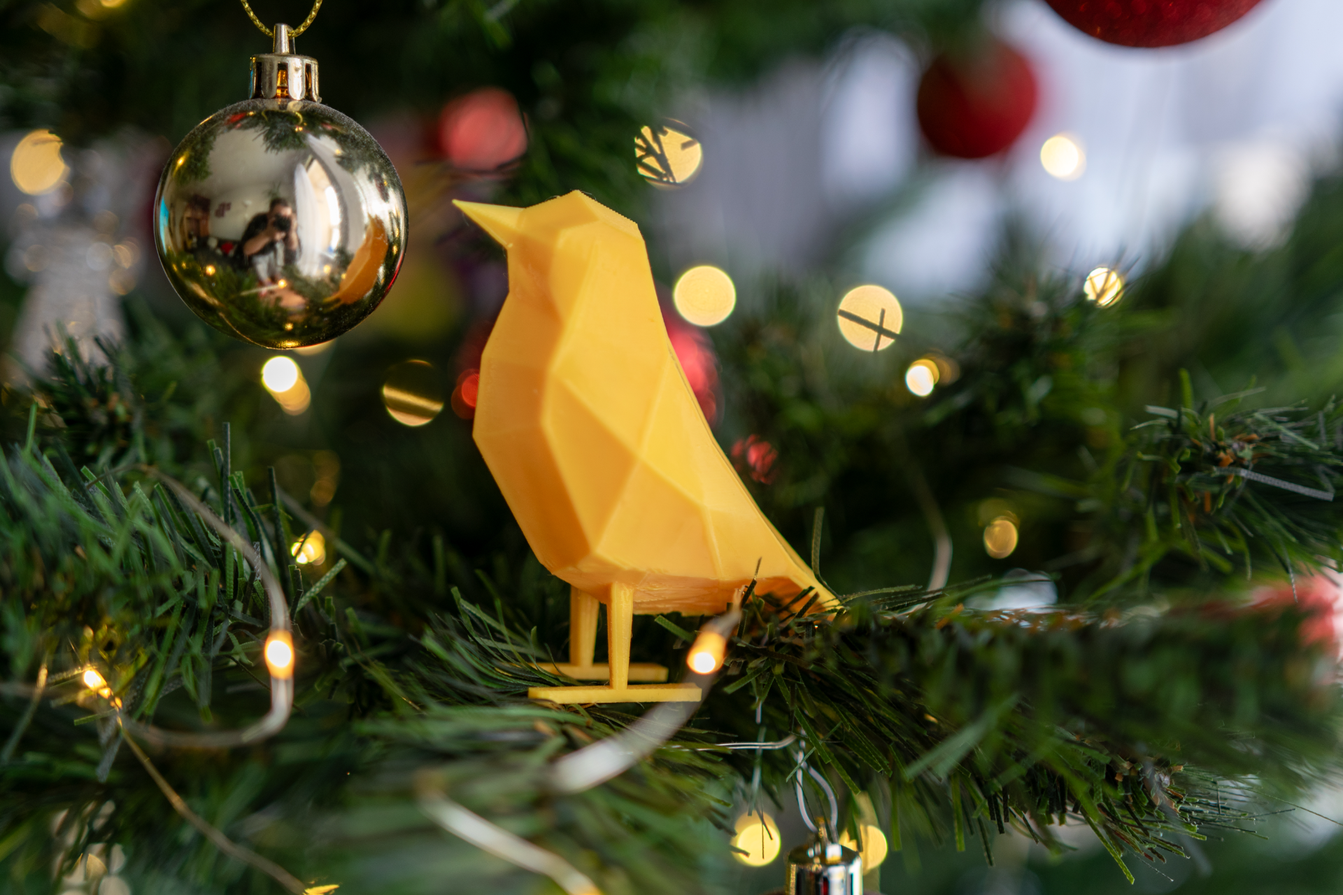 Low-poly sparrow