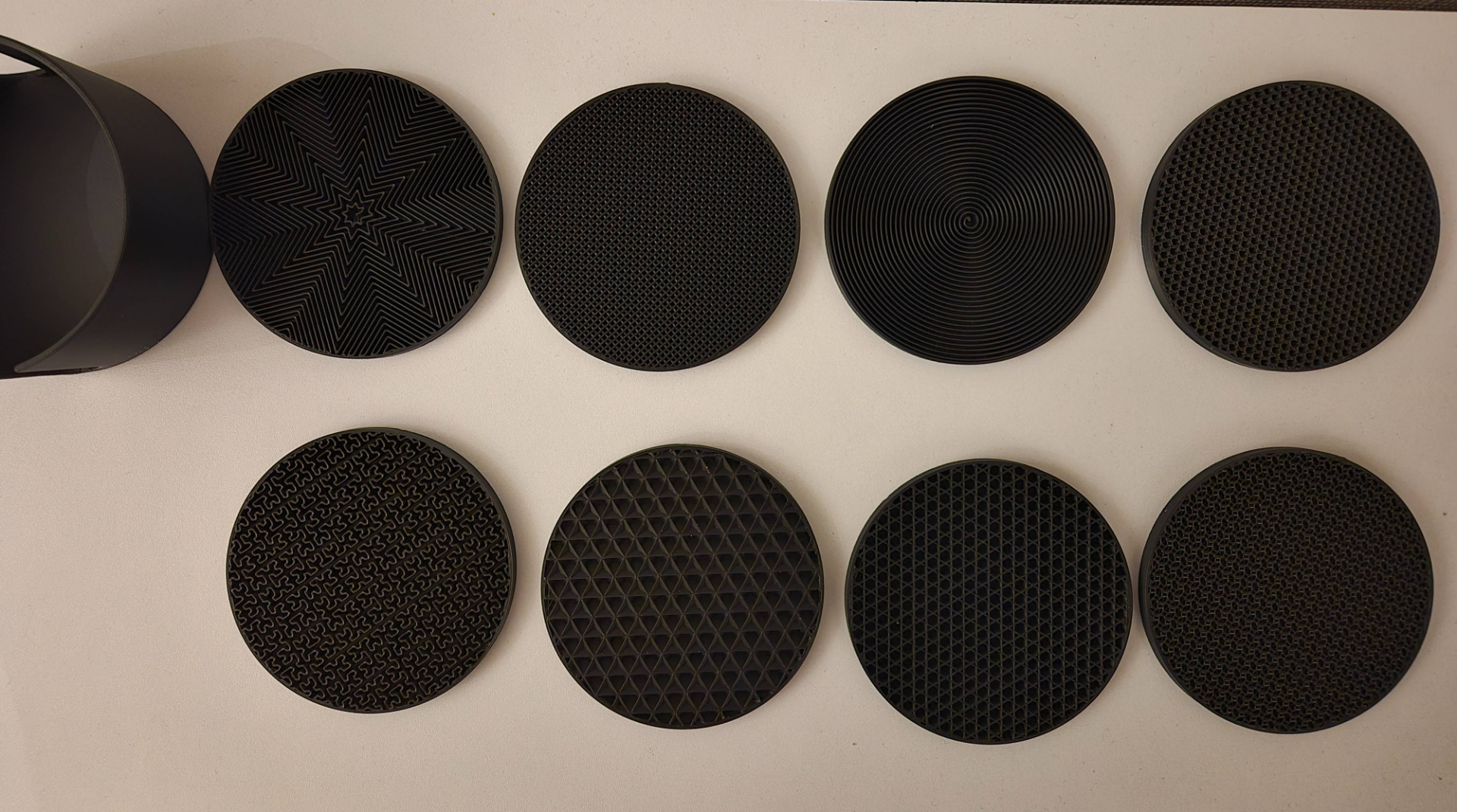 Coasters with Algorithmically Generated Patterns