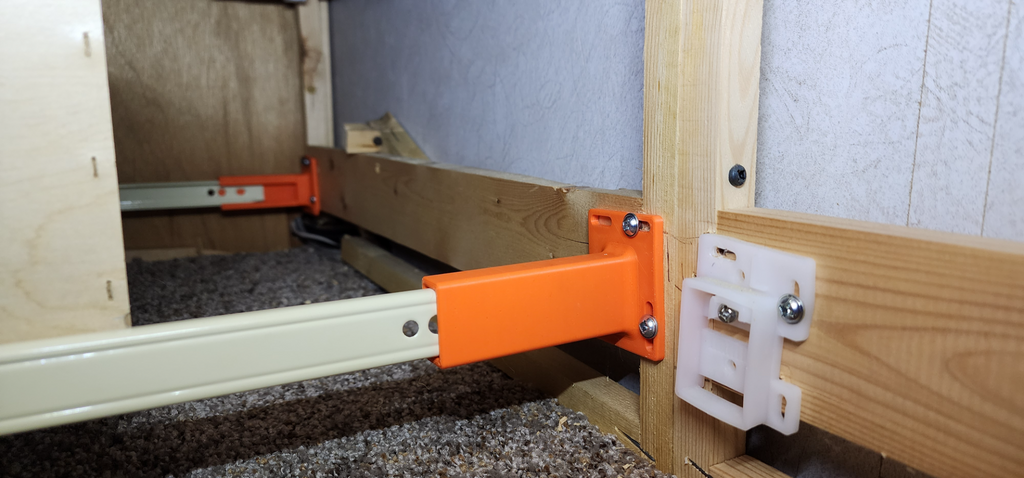 RV Drawer Slide Pocket