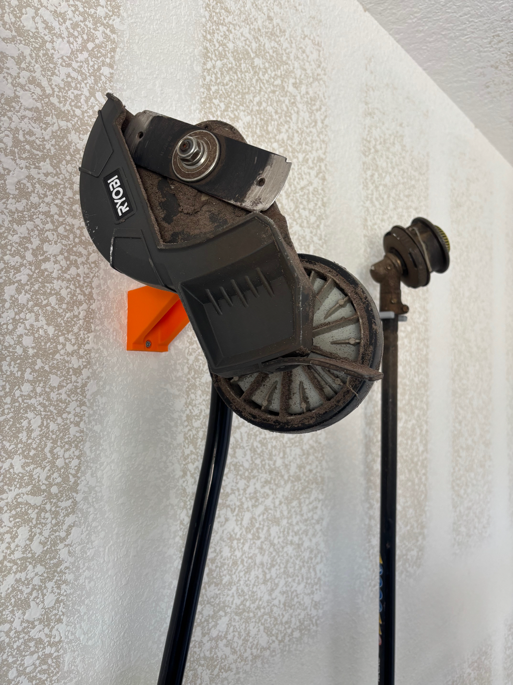 EGO Edger and String Trimmer Holder - USA (2x4)