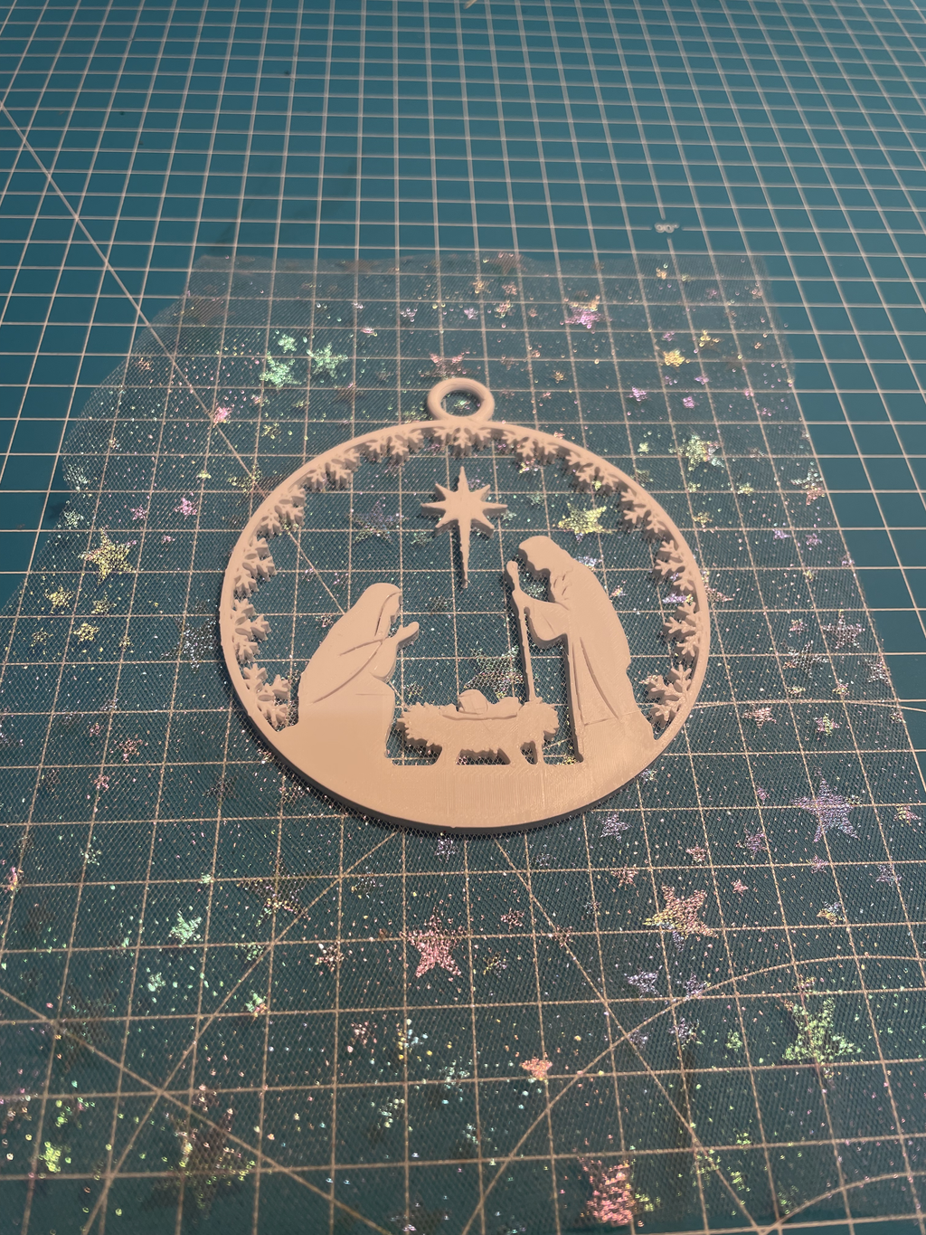 Nativity Ornament – Holy Family Silhouette