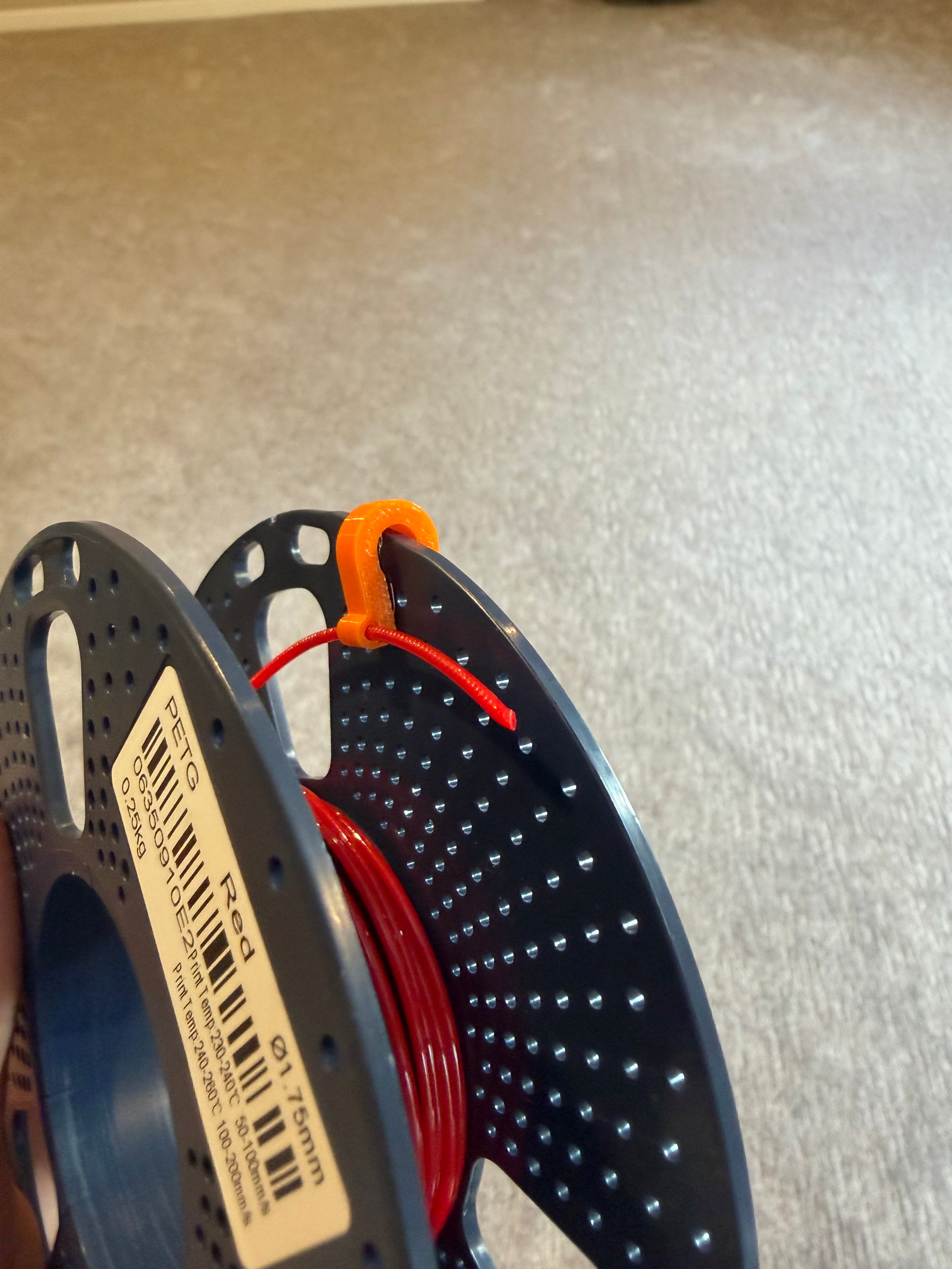 Simple Filament Clip
