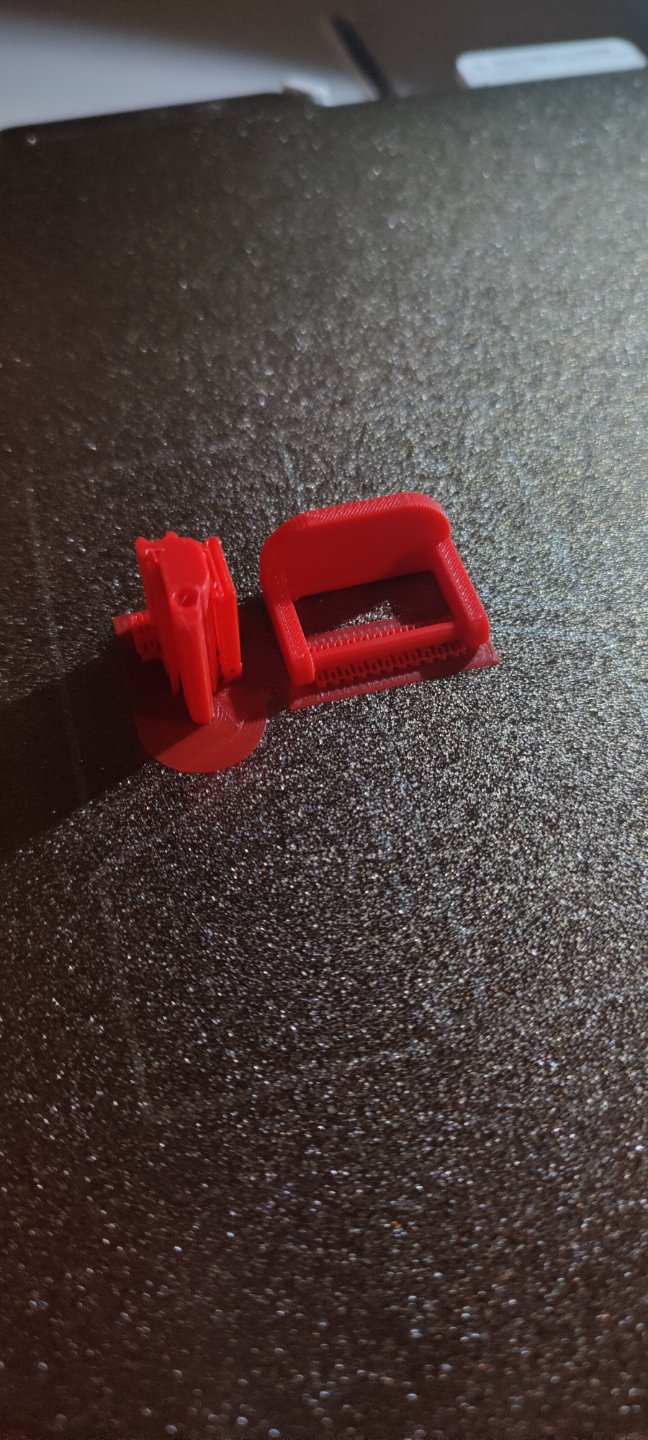Small Toggle Latch