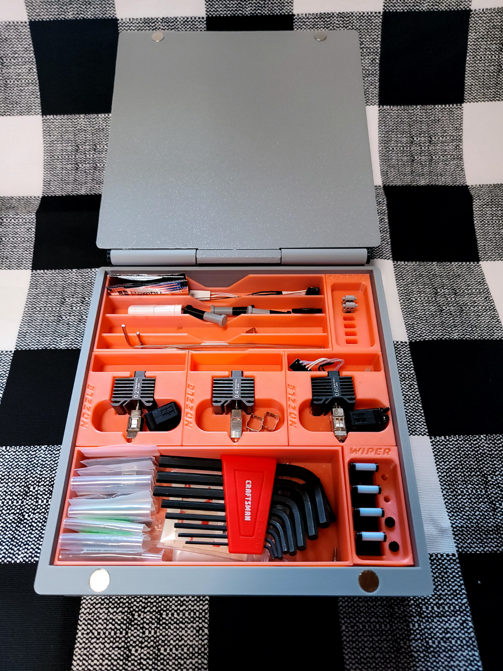 Basic *Bambu* Box w/ benchy knob