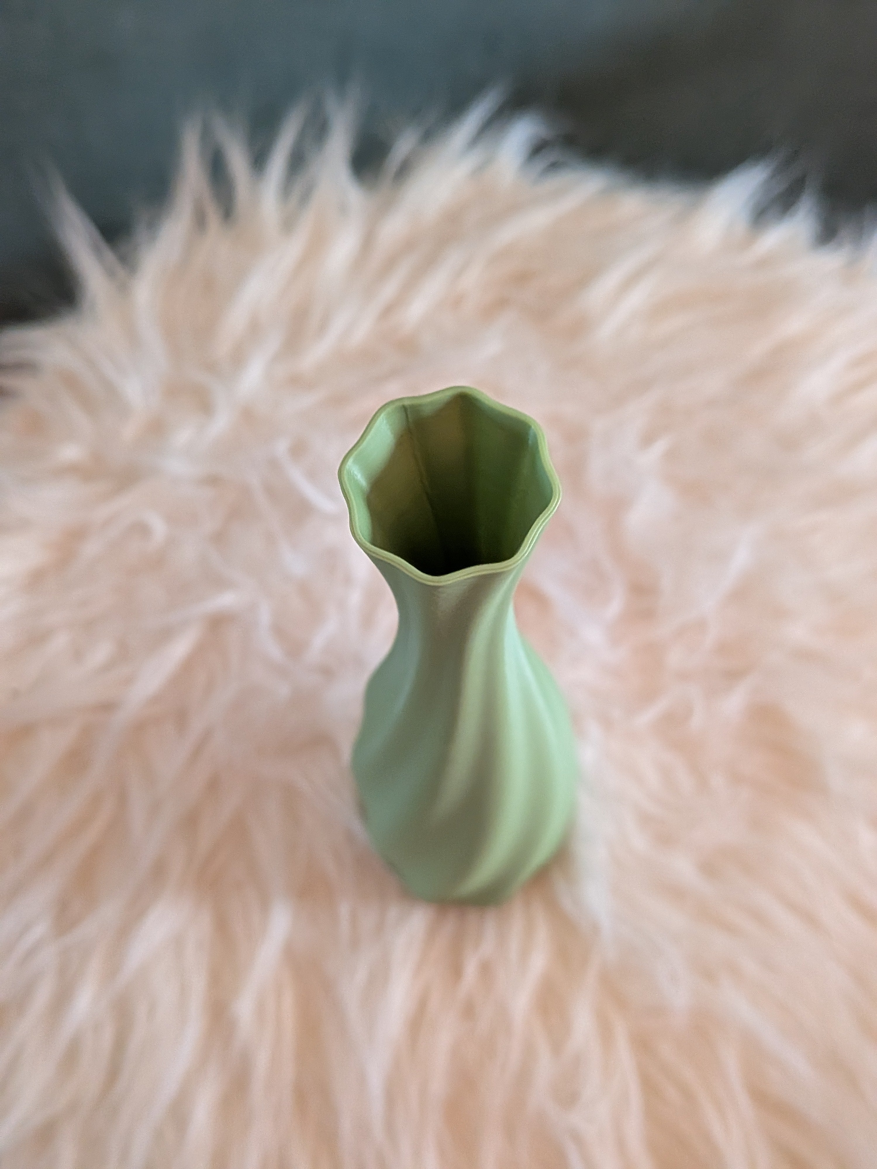 Elegante, kleine Vase für eine Blume kommerziell
