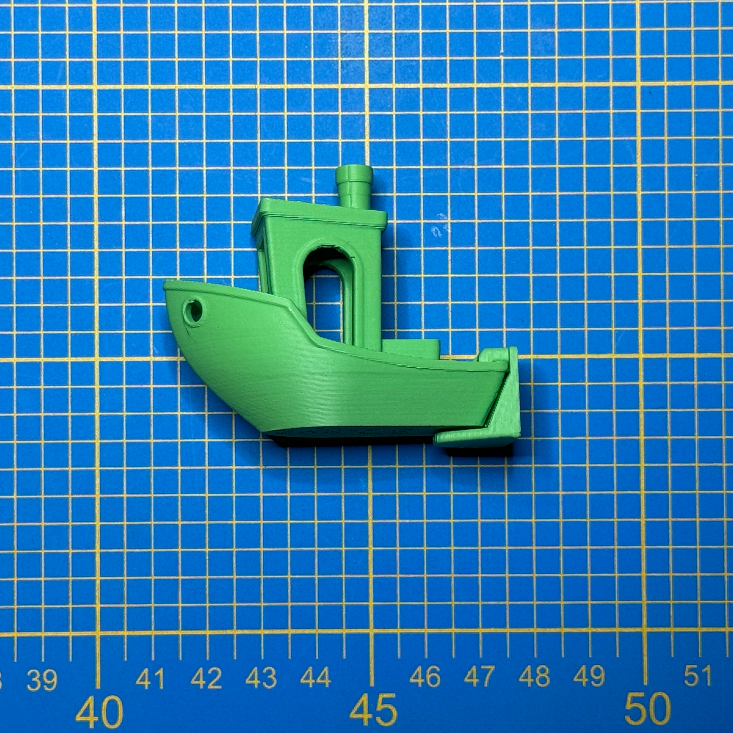3D Benchy with wall display