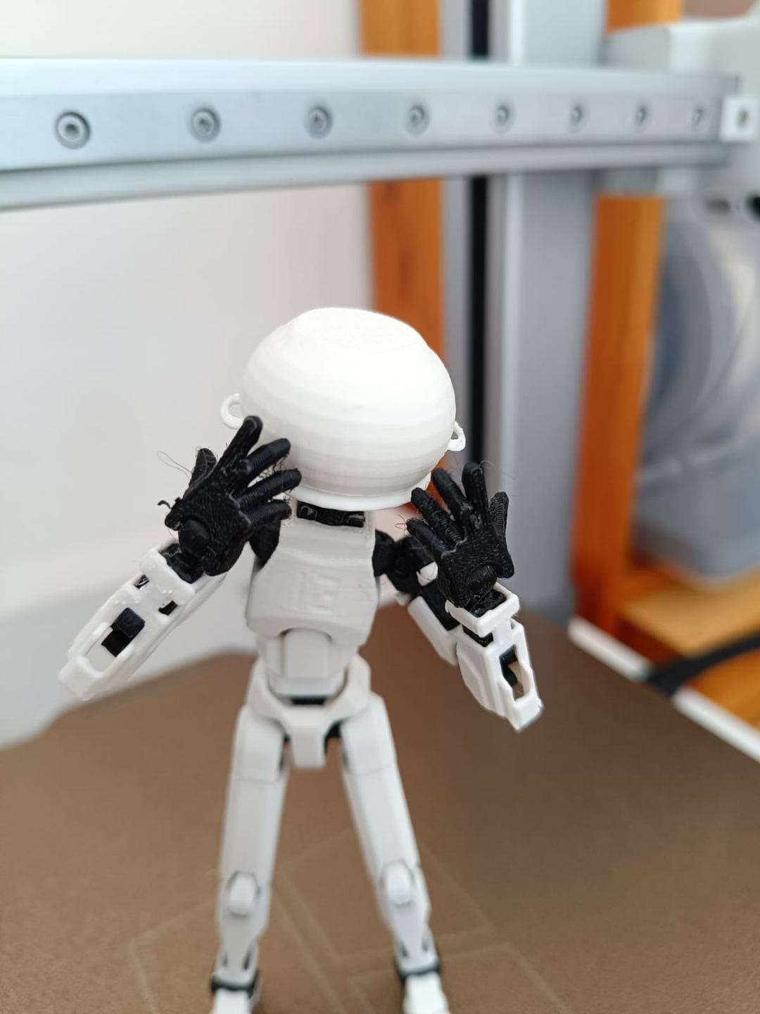 Let me solo her - Helmet for Dummy 13