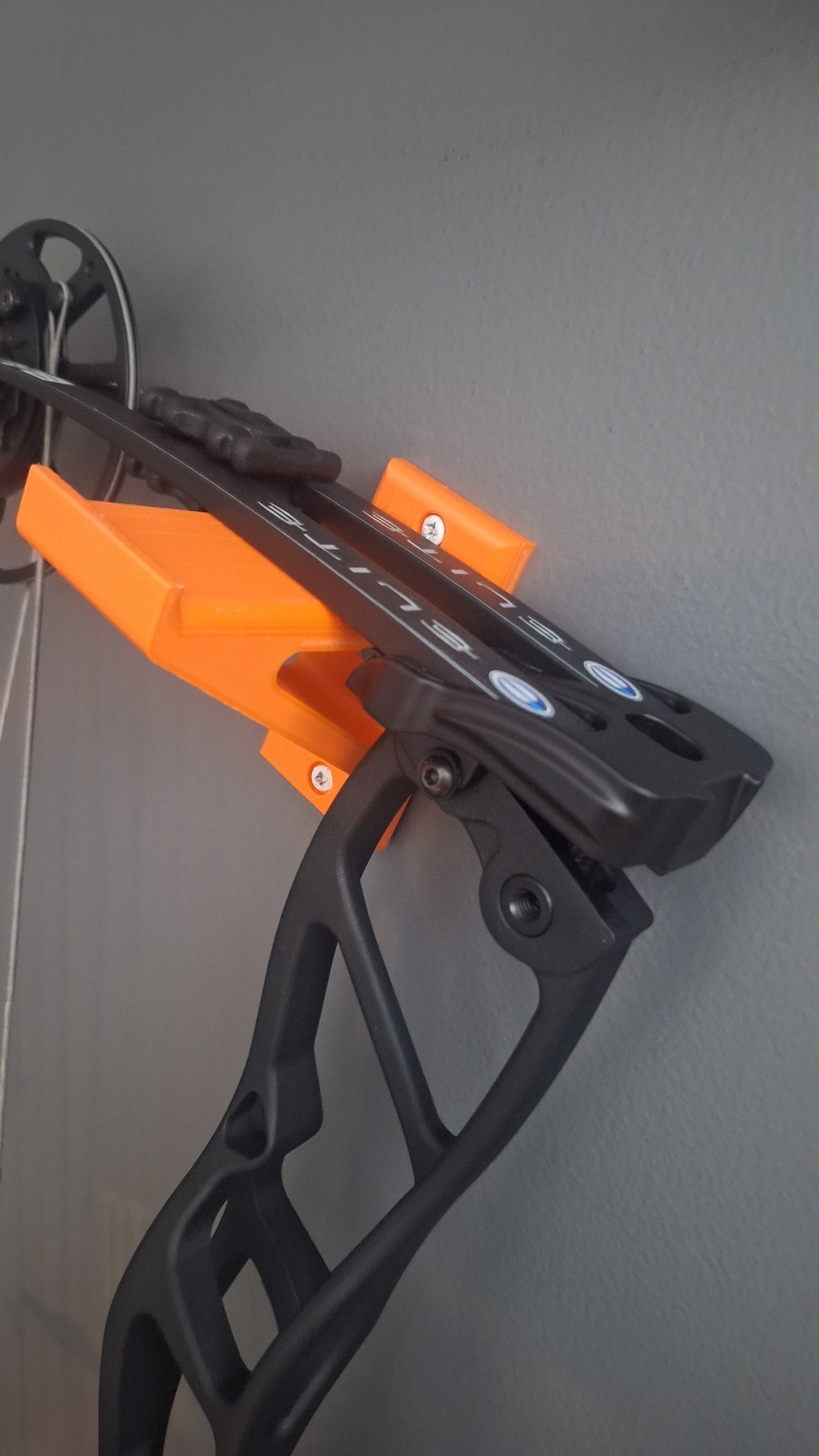 Wall Mount for Compound Bow