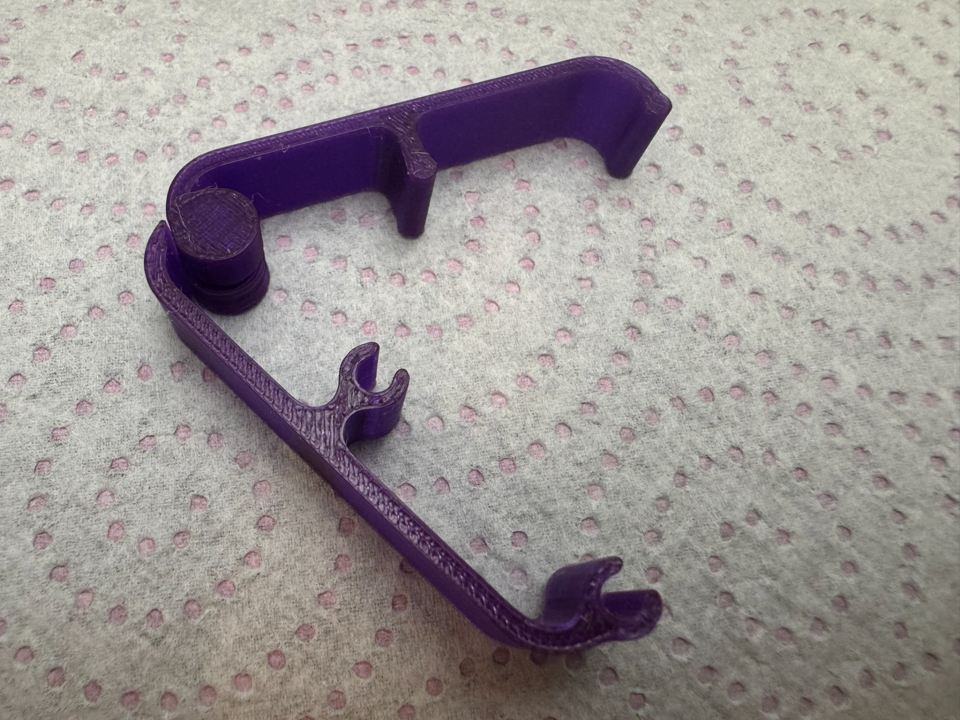 Cable clip