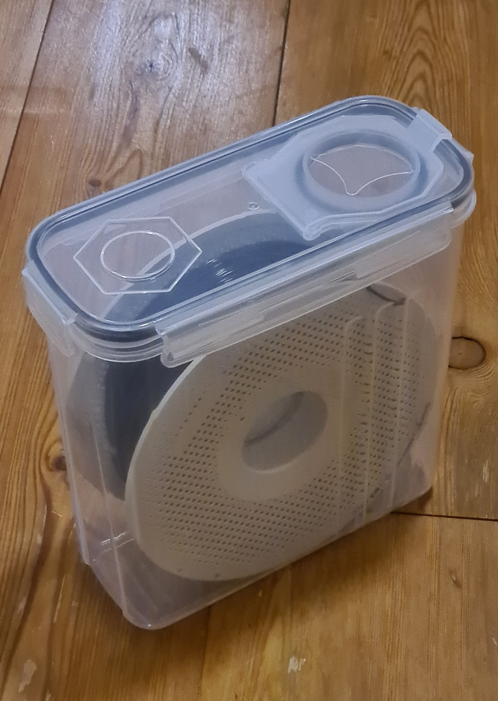 Hanger for Amazon Cereal/Filament/Drybox container