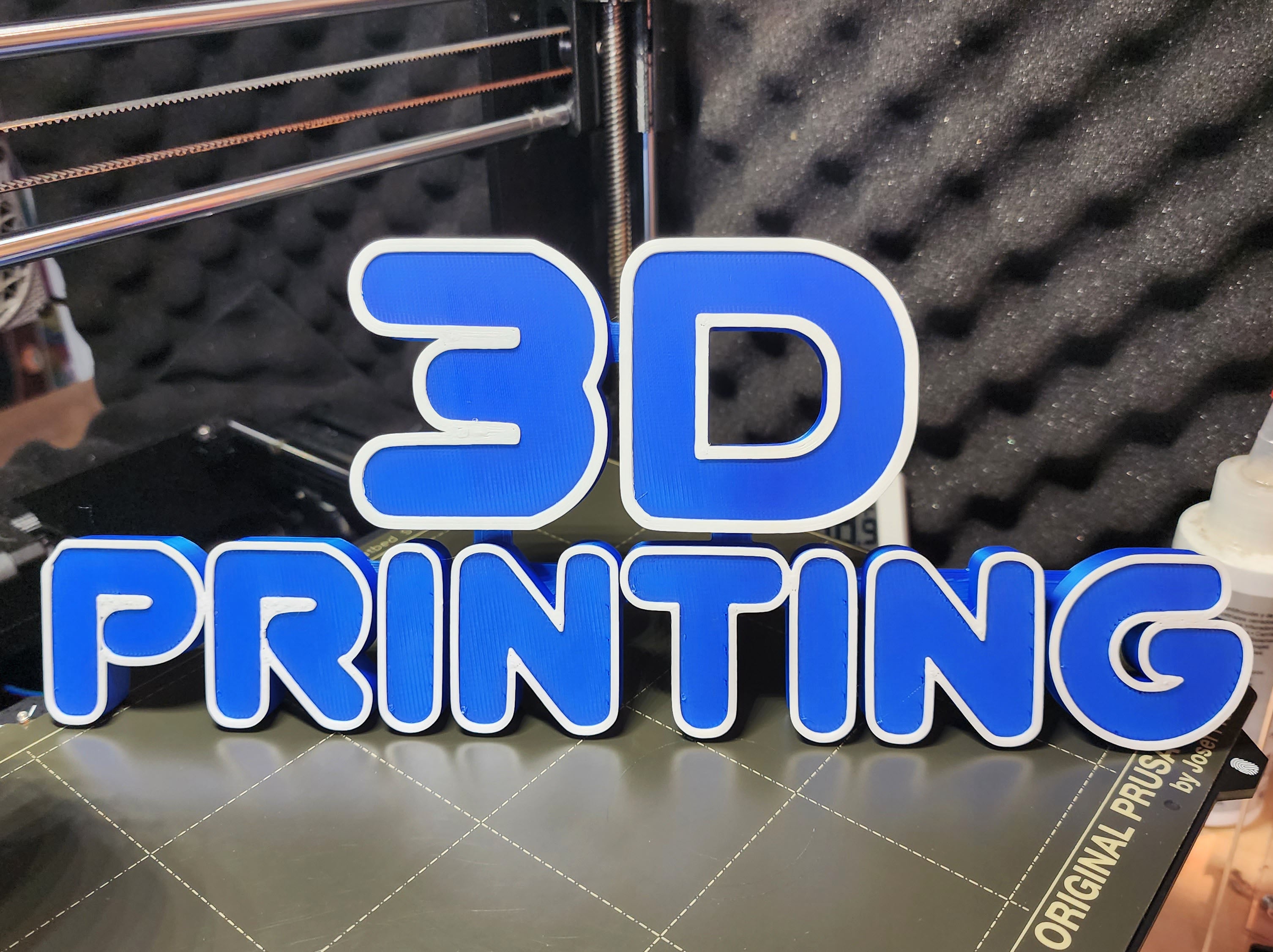 3D Printing Sign 2-color w/stand