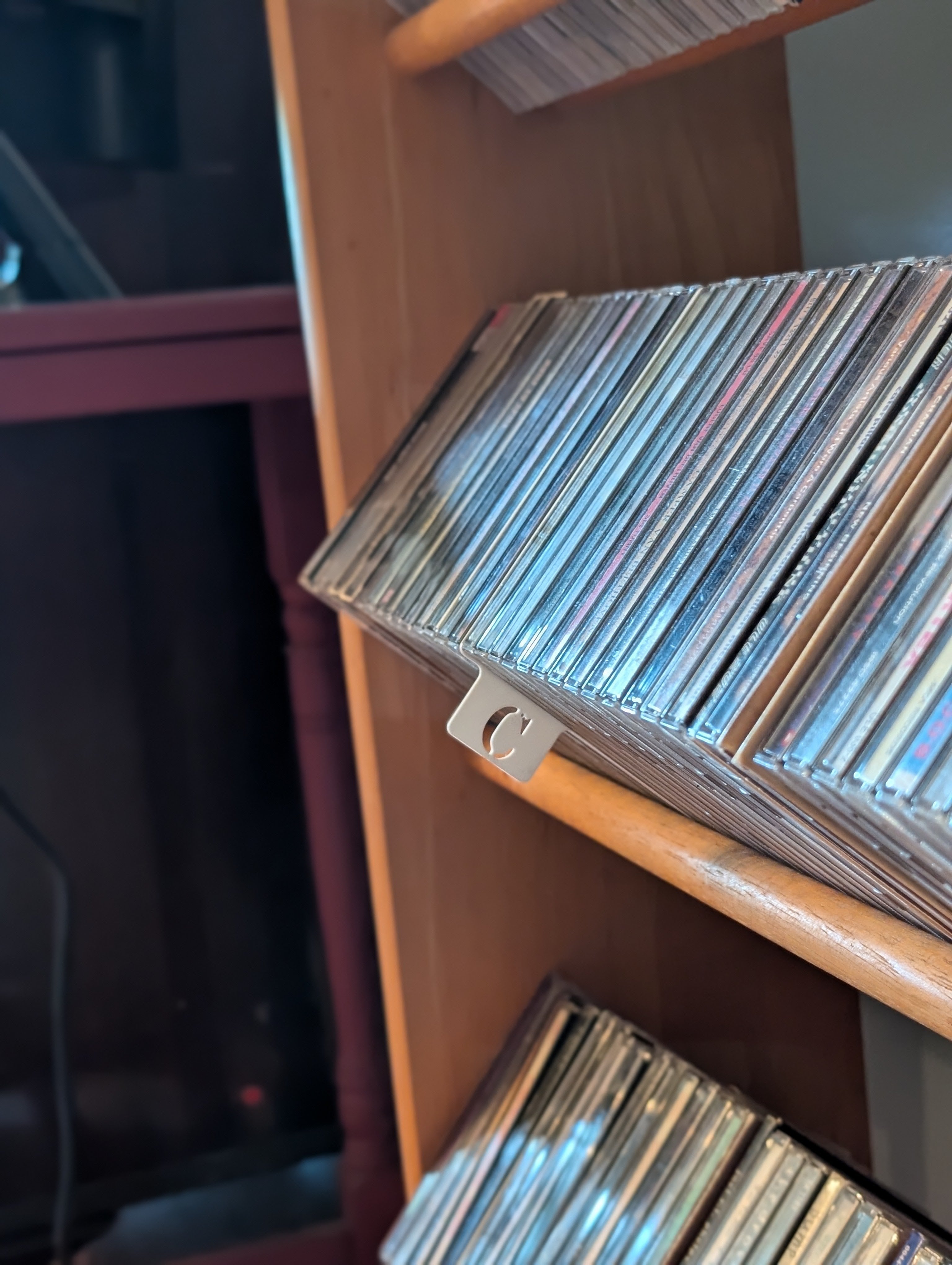 CD Dividers - Bottom Facing