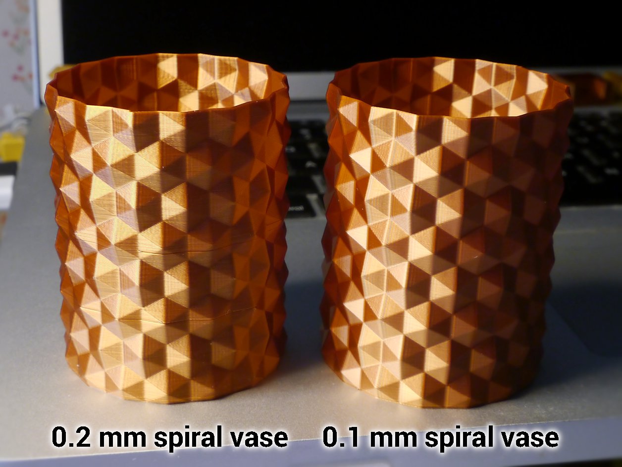 Hex surface vase (spiral print)