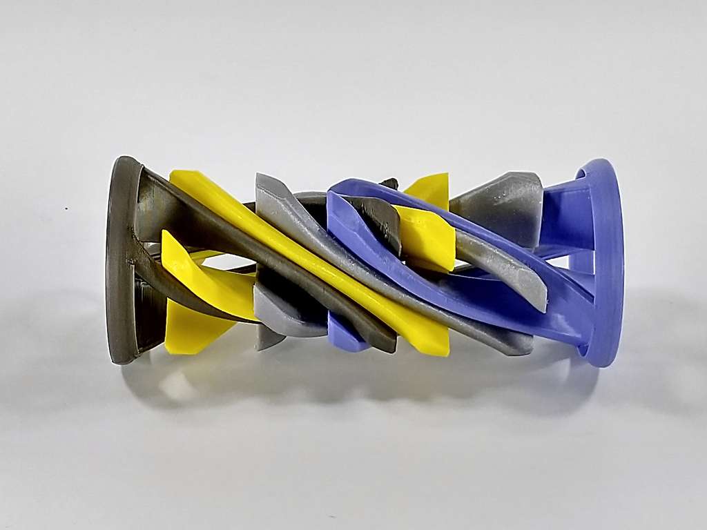 Four-Color Swirly Passthrough Fidget