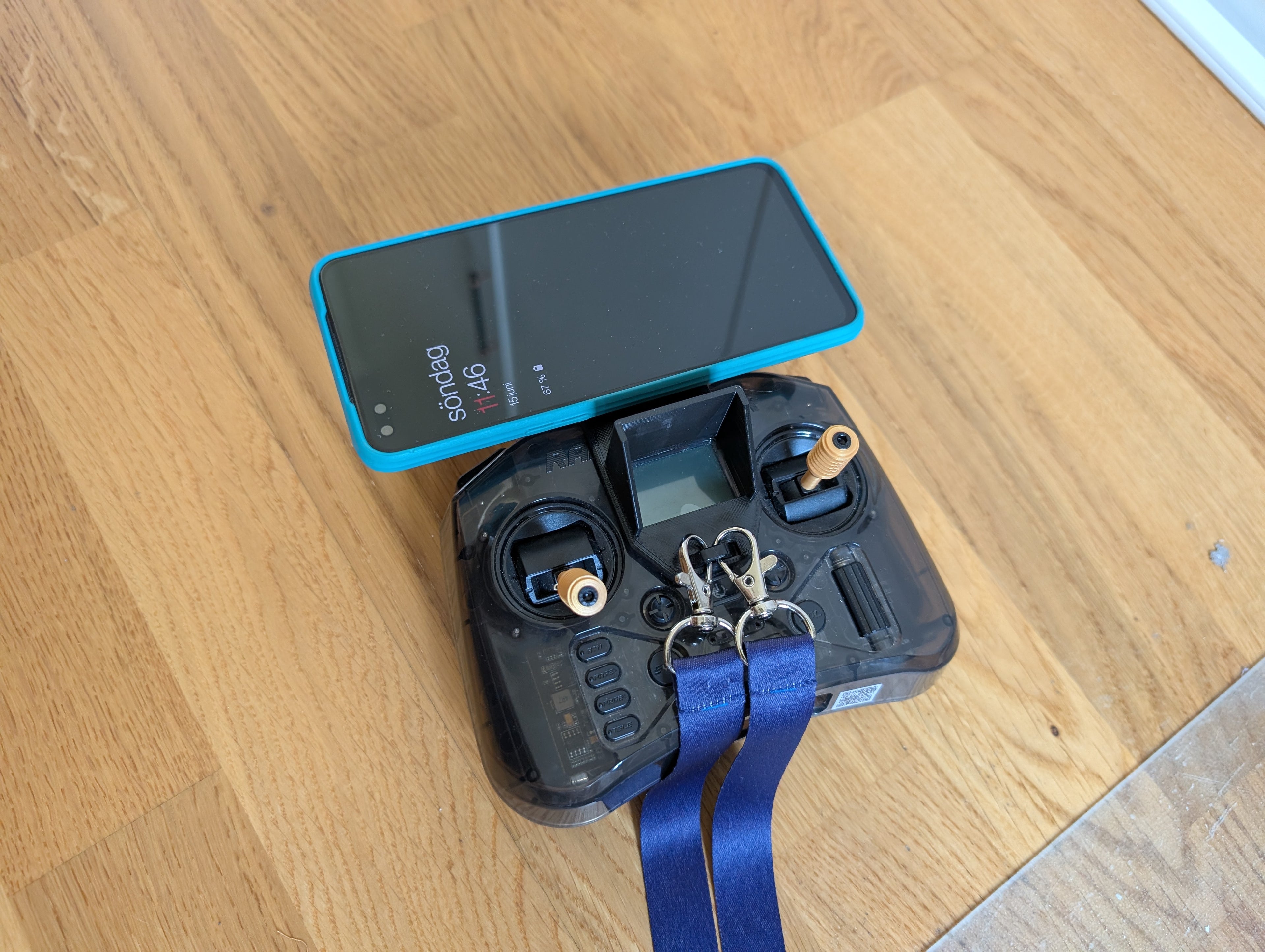 RadioMaster pocket phone holder for finger-strap