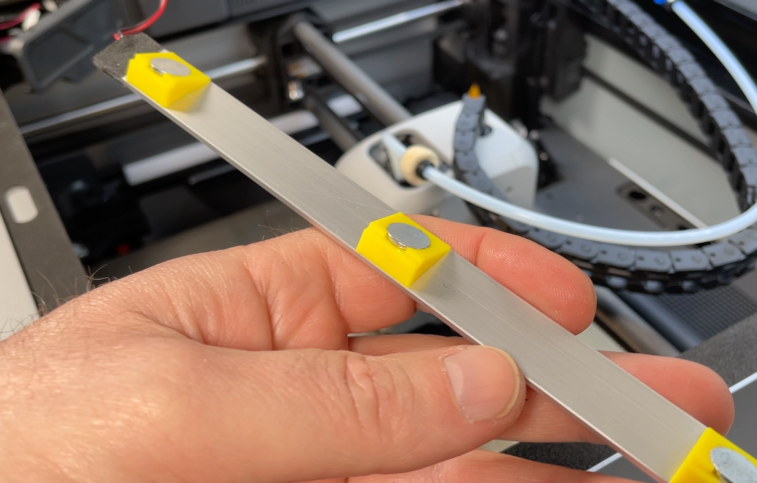 Magnetic Front-Mounted Light