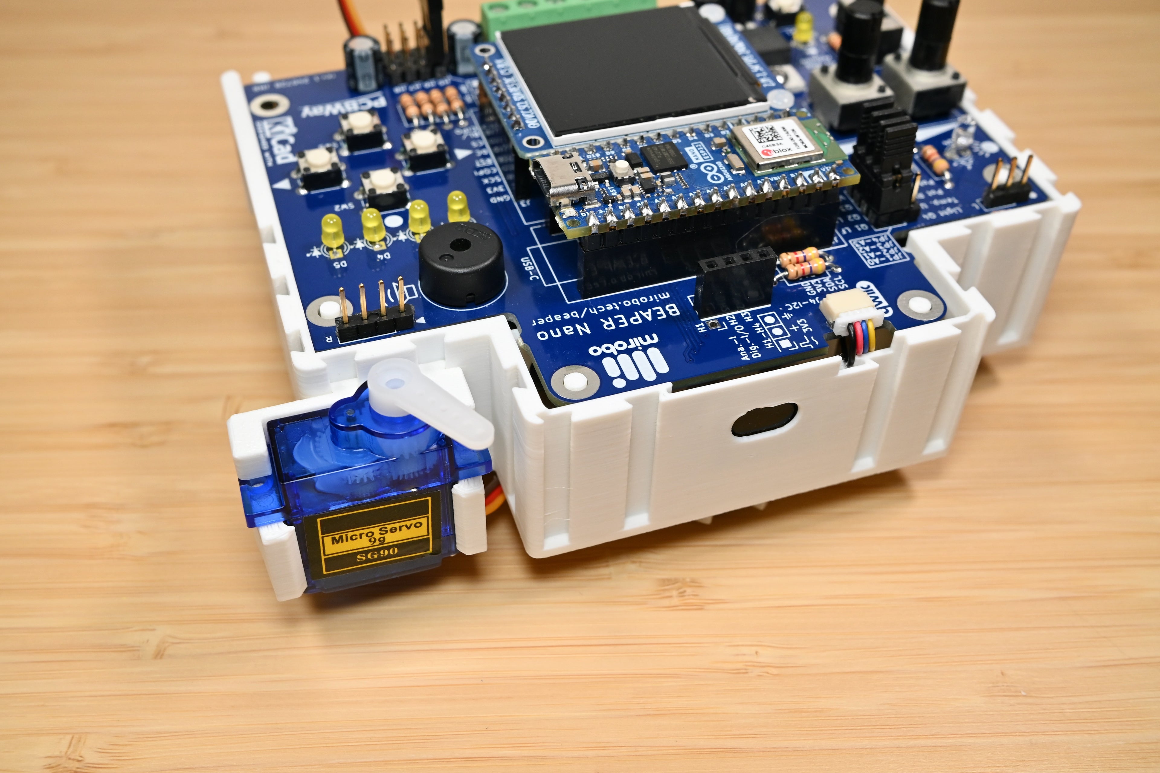 BEAPER Bot SG90 Right Servo Holder