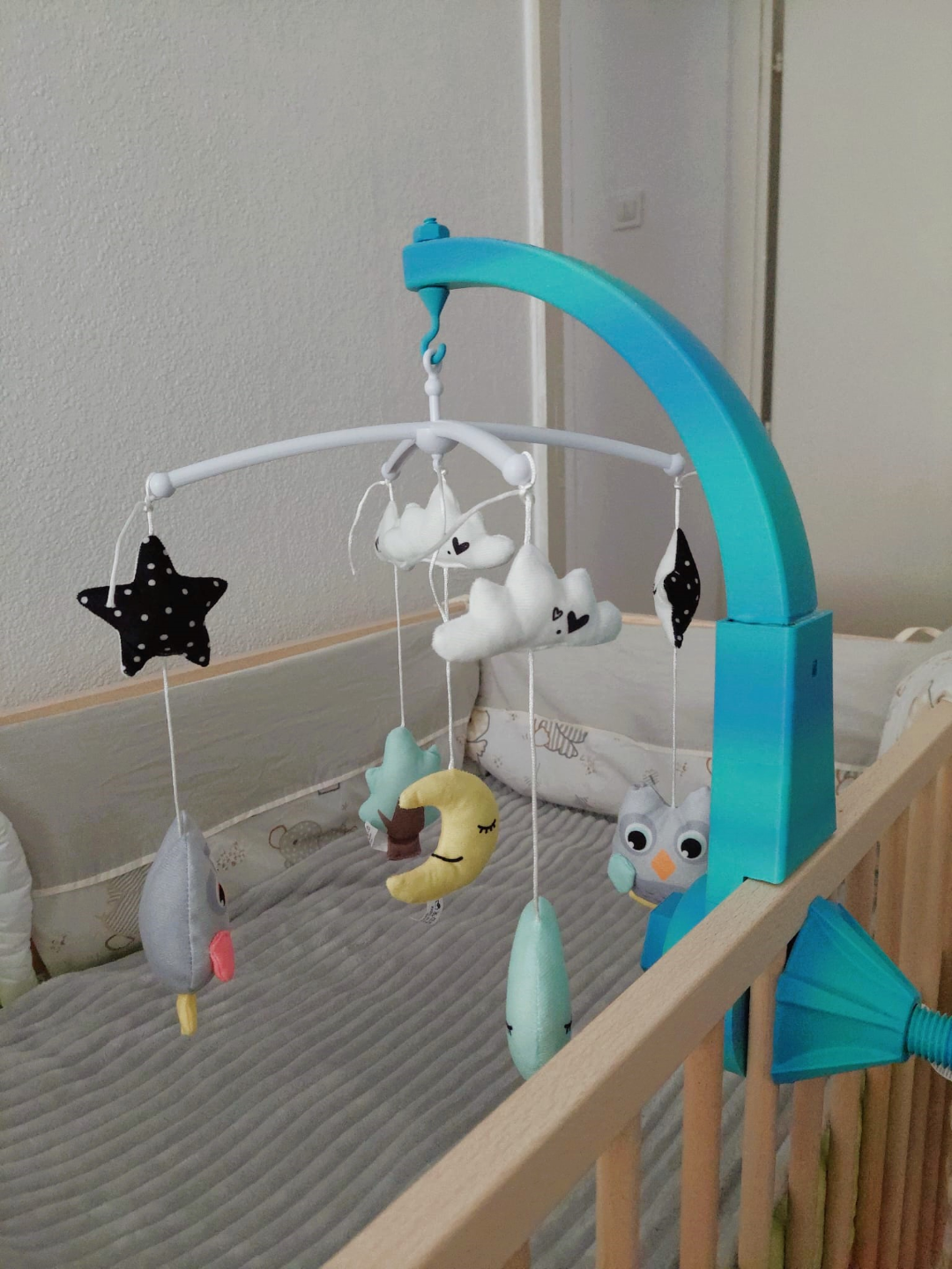 Crib Mobile Holder – Easy-to-Mount