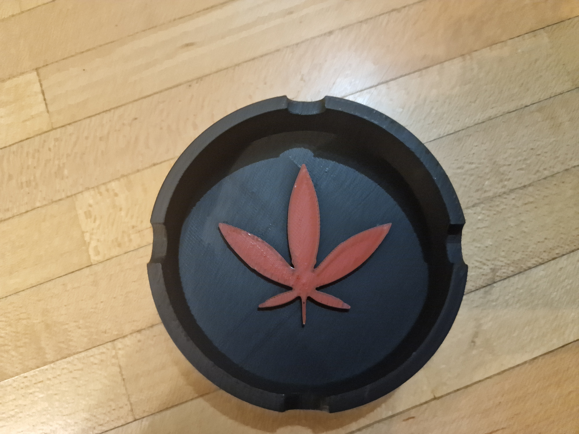 ashtray cannabis