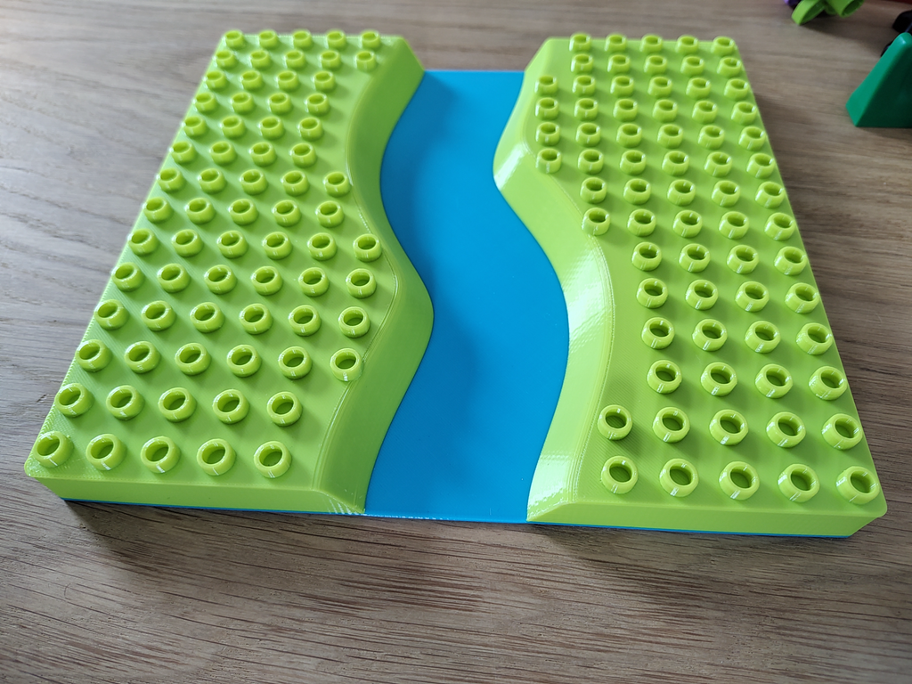 Duplo compatible baseplate with river