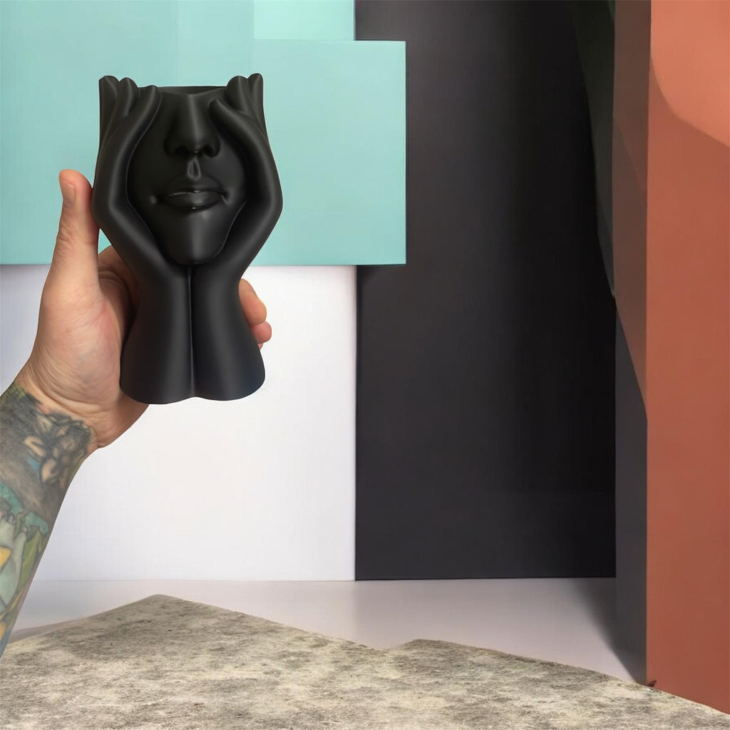 Busto donna porta pennelli