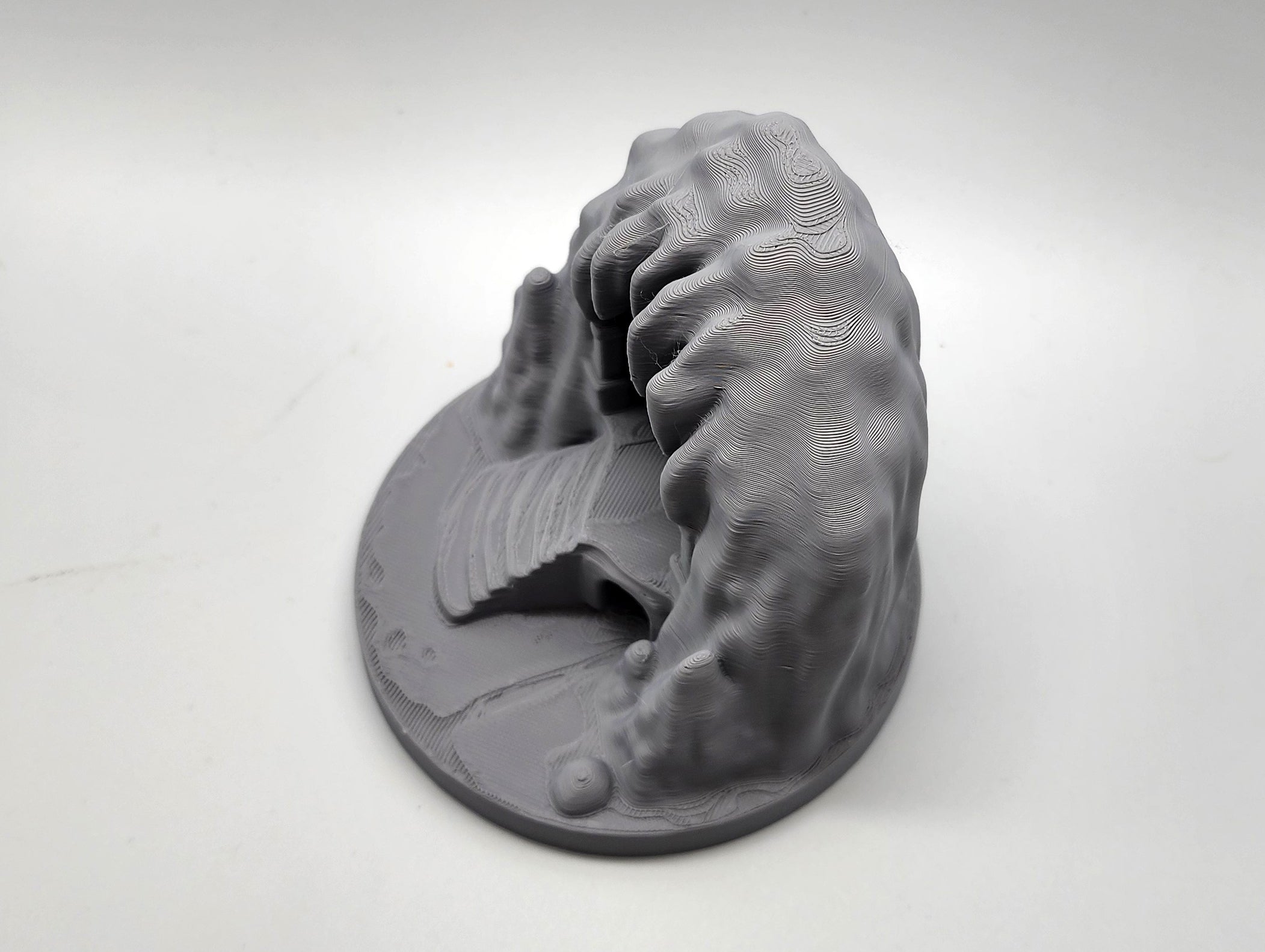 Miniature Display Cave - Holds 2-3 Minis