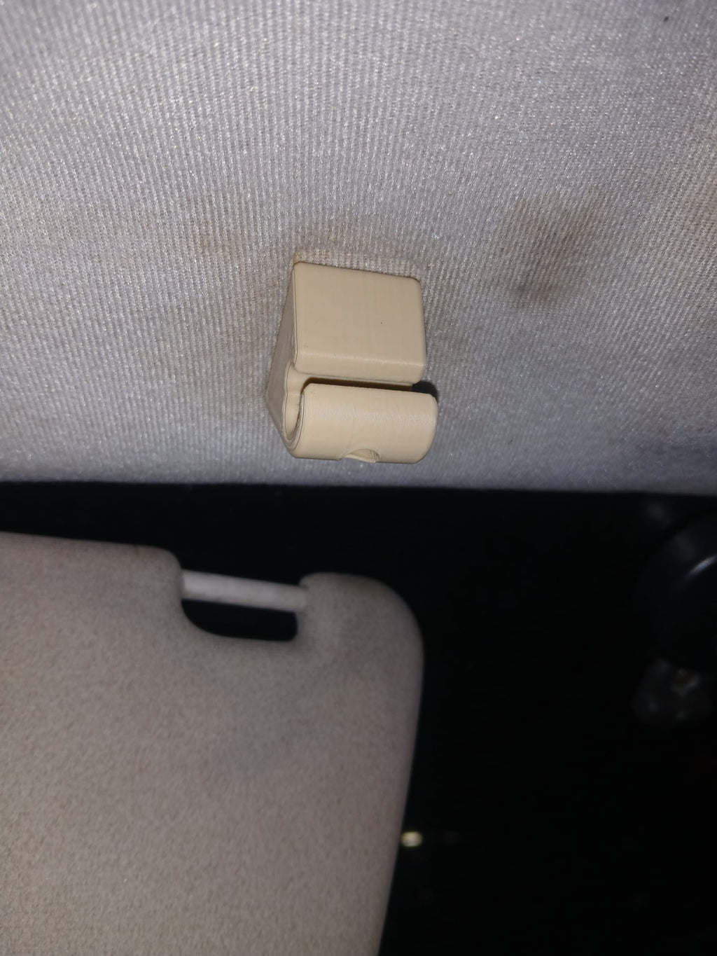 Opel Kadett & Corsa Sun Visor Clip Replacement