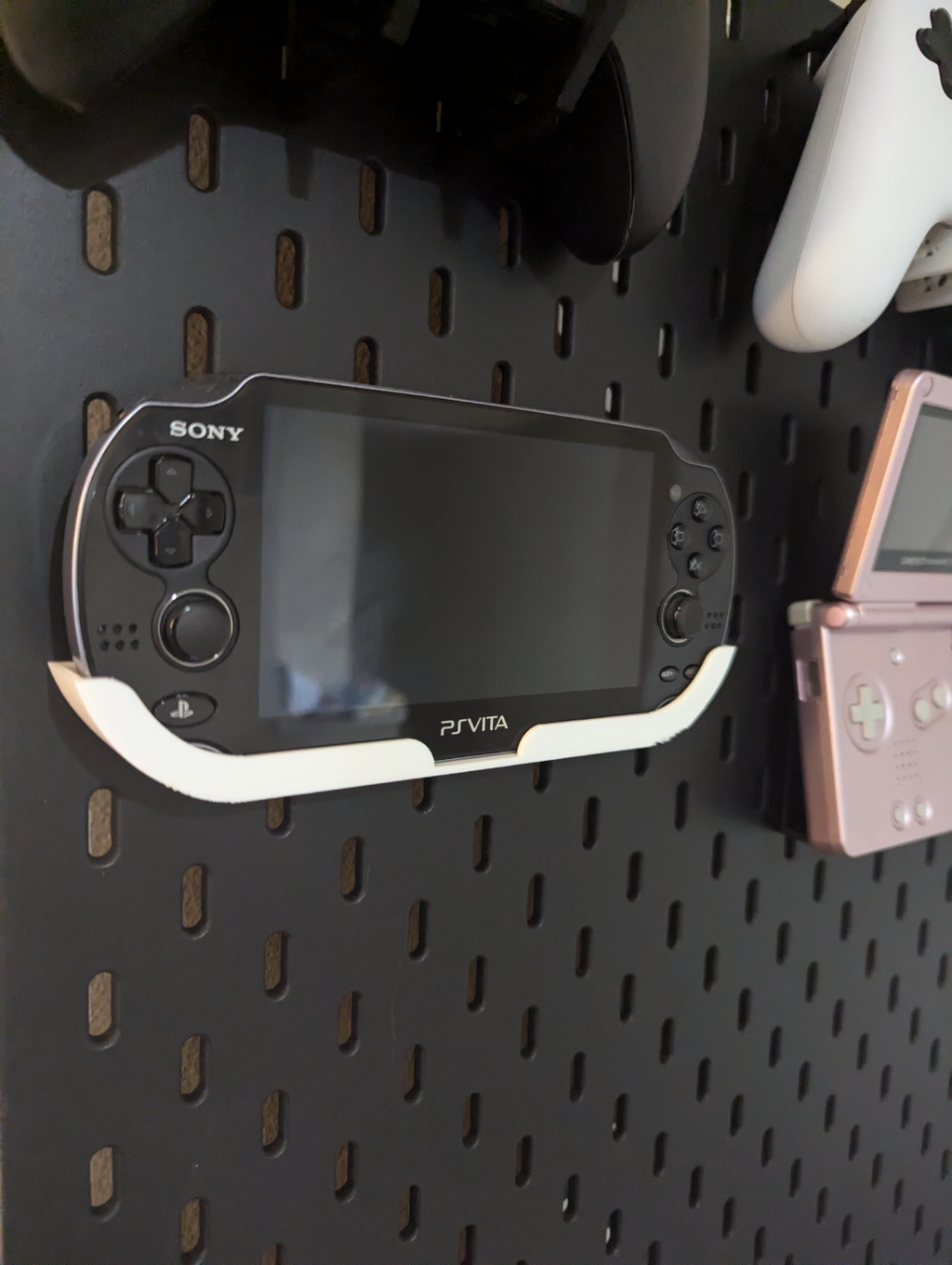 PS Vita holder for IKEA Skadis