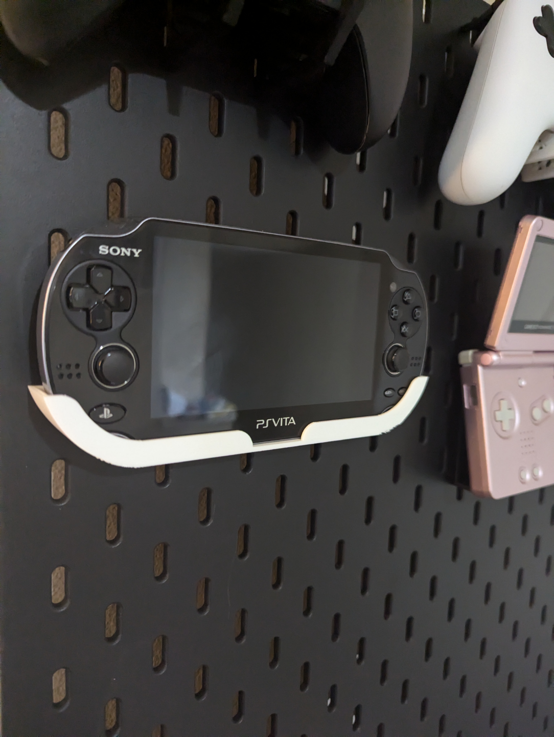 PS Vita holder for IKEA Skadis