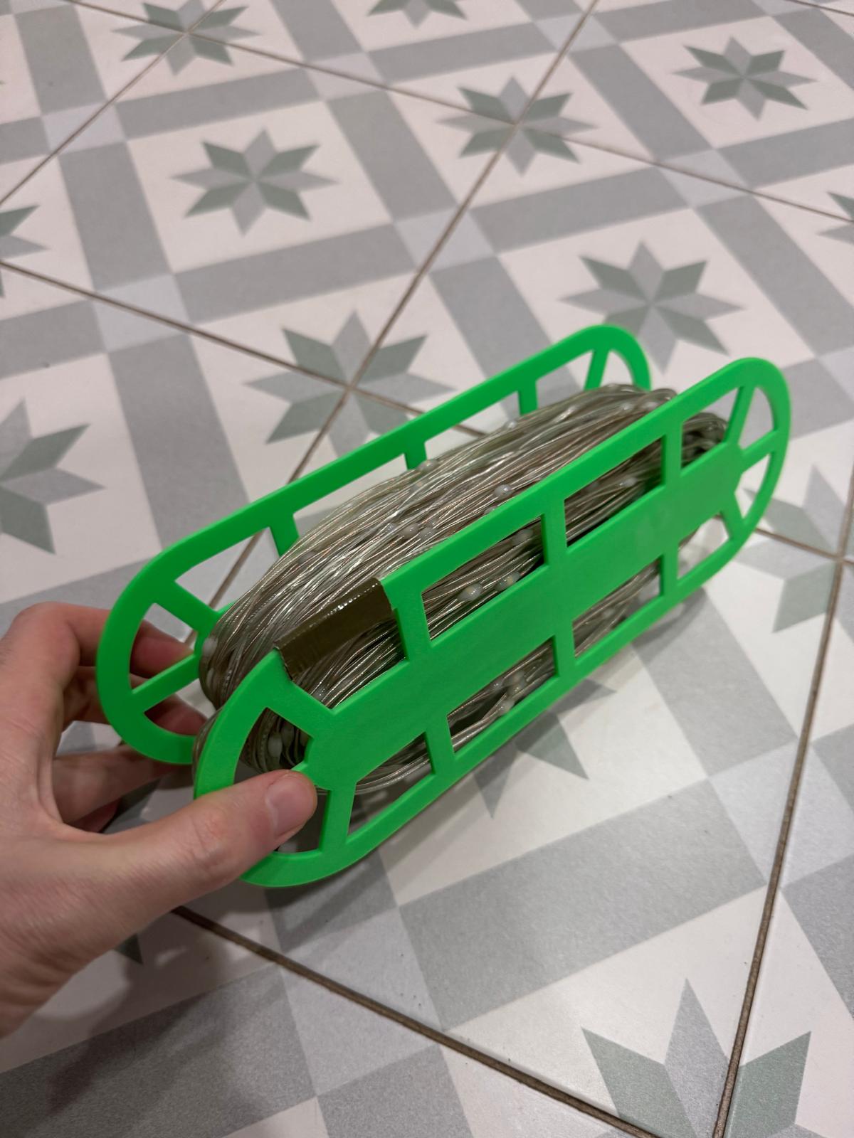 Flat spool