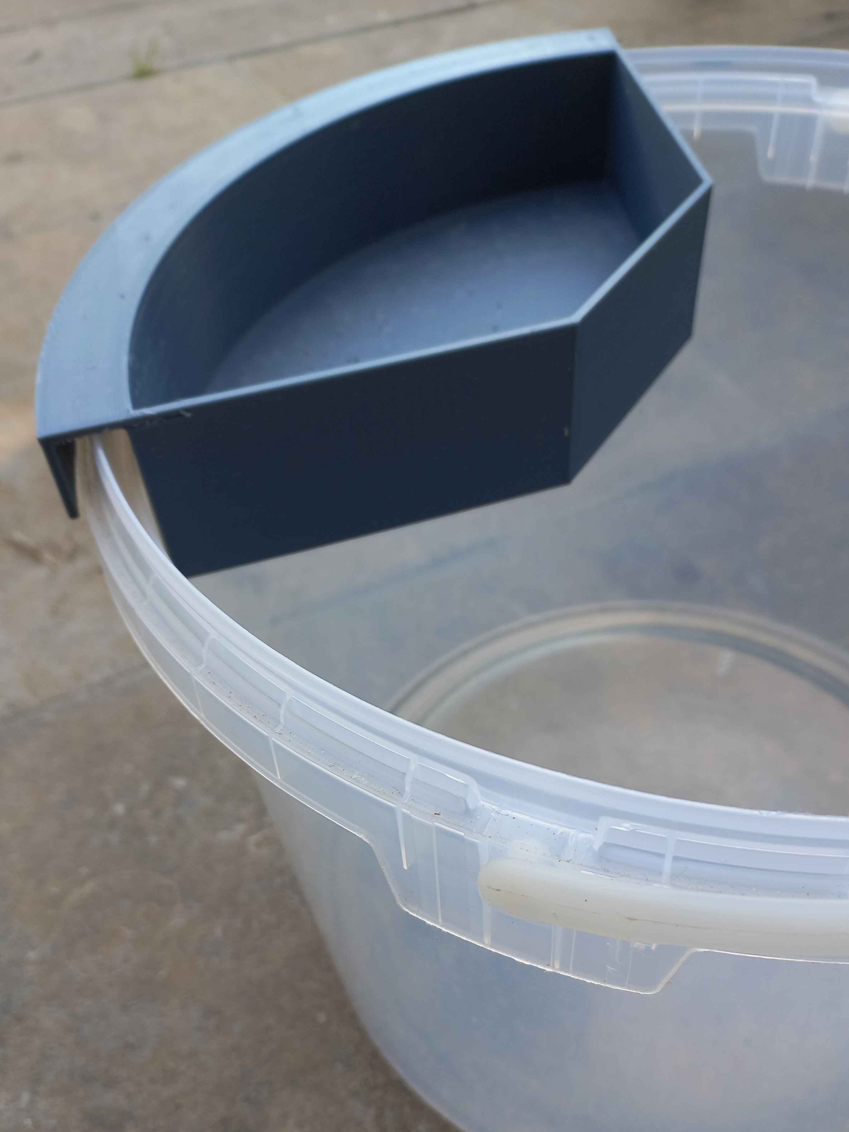 Bucket Shelf/Divider (Parametric)