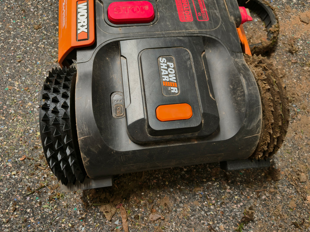Tyre + Cleaner Landroi M Plus