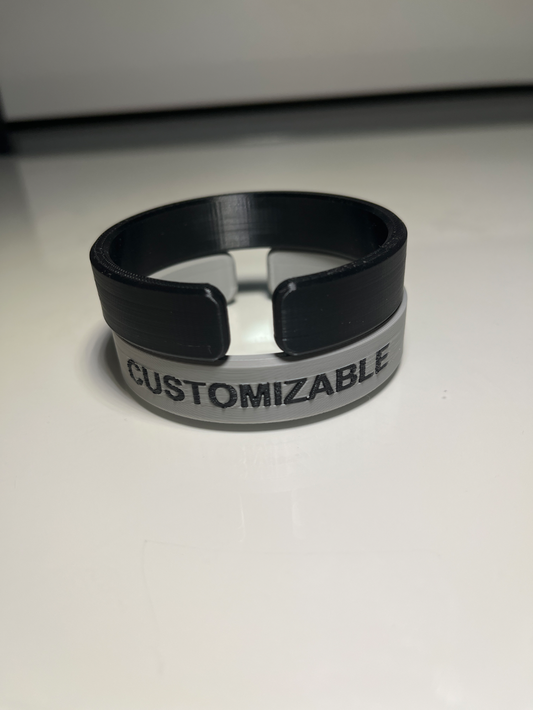 Customizable bracelet (2 sizes)