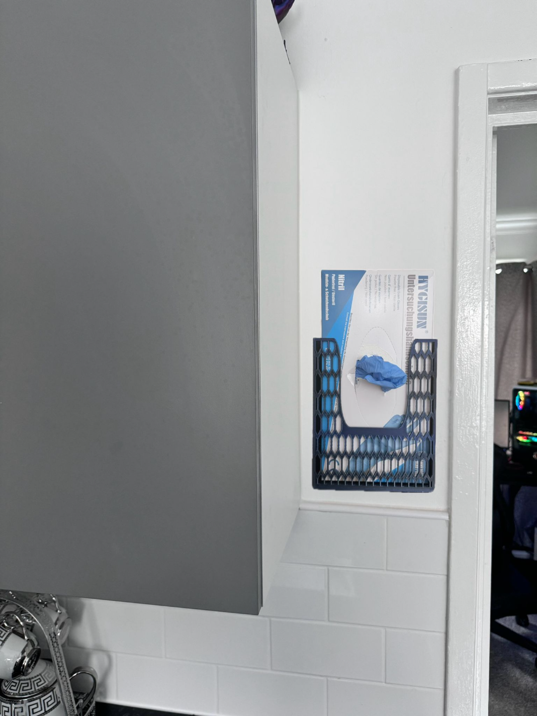 rubber glove box wall storage