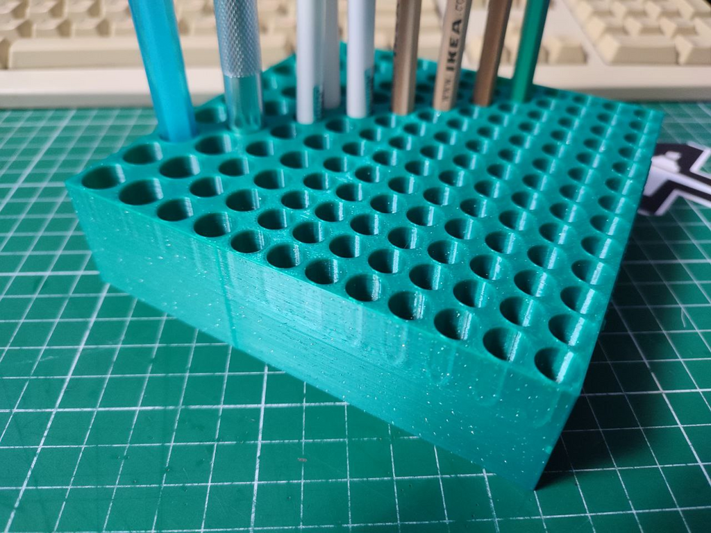 Makeup pencil stand / holder / organizer