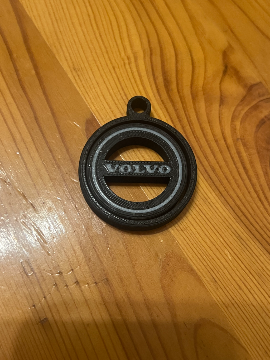 Volvo gyro keychain