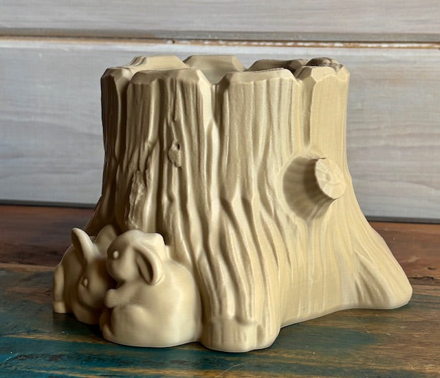 Woodland Rabbit Tree Stump Planter (Support-Free)
