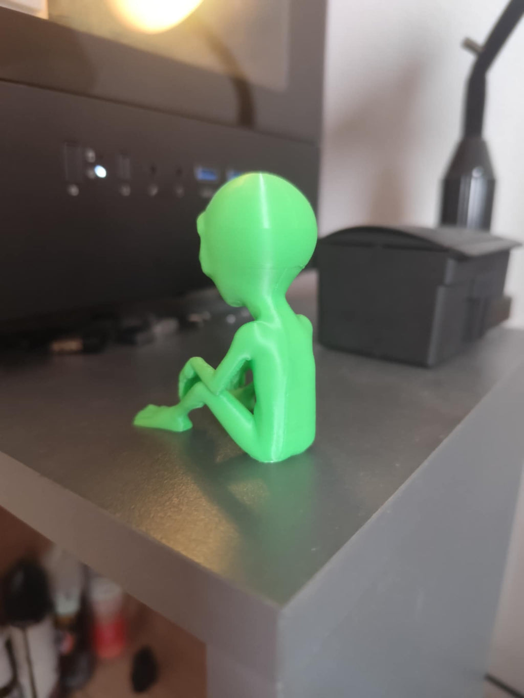 Sitting Alien