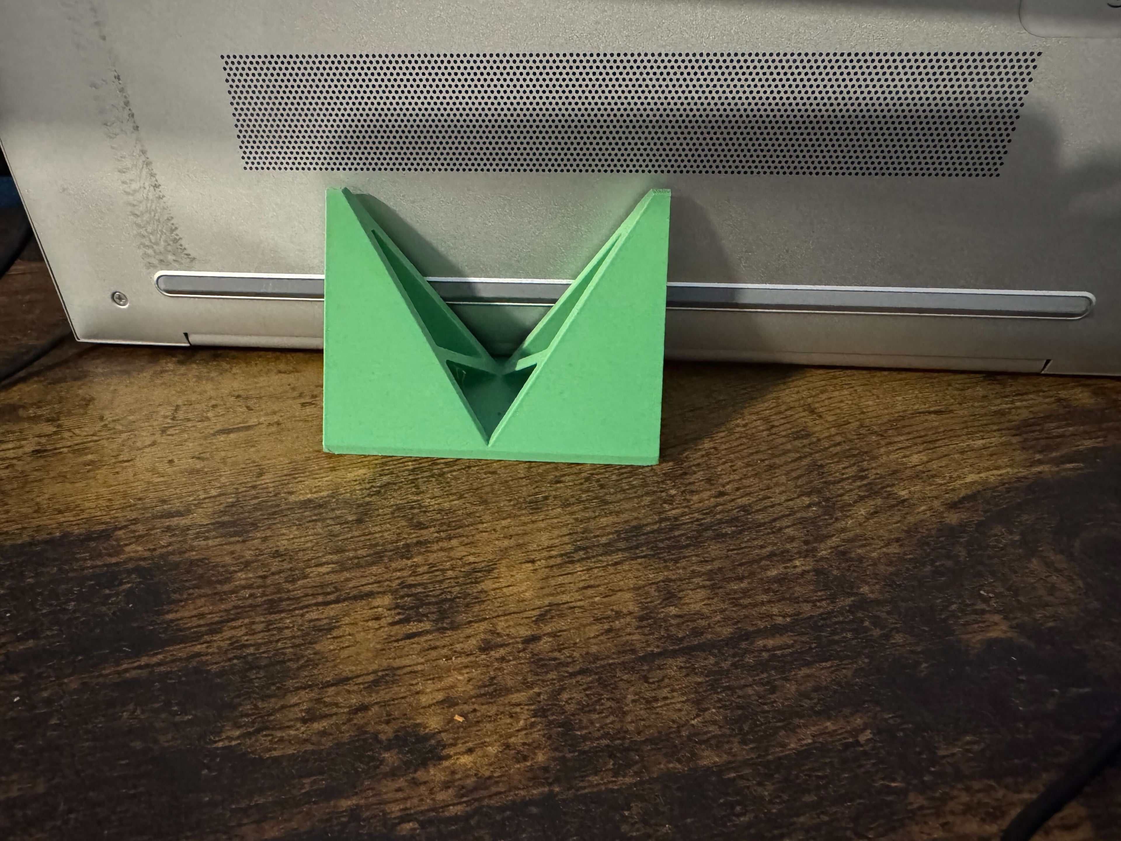 HP desk stand