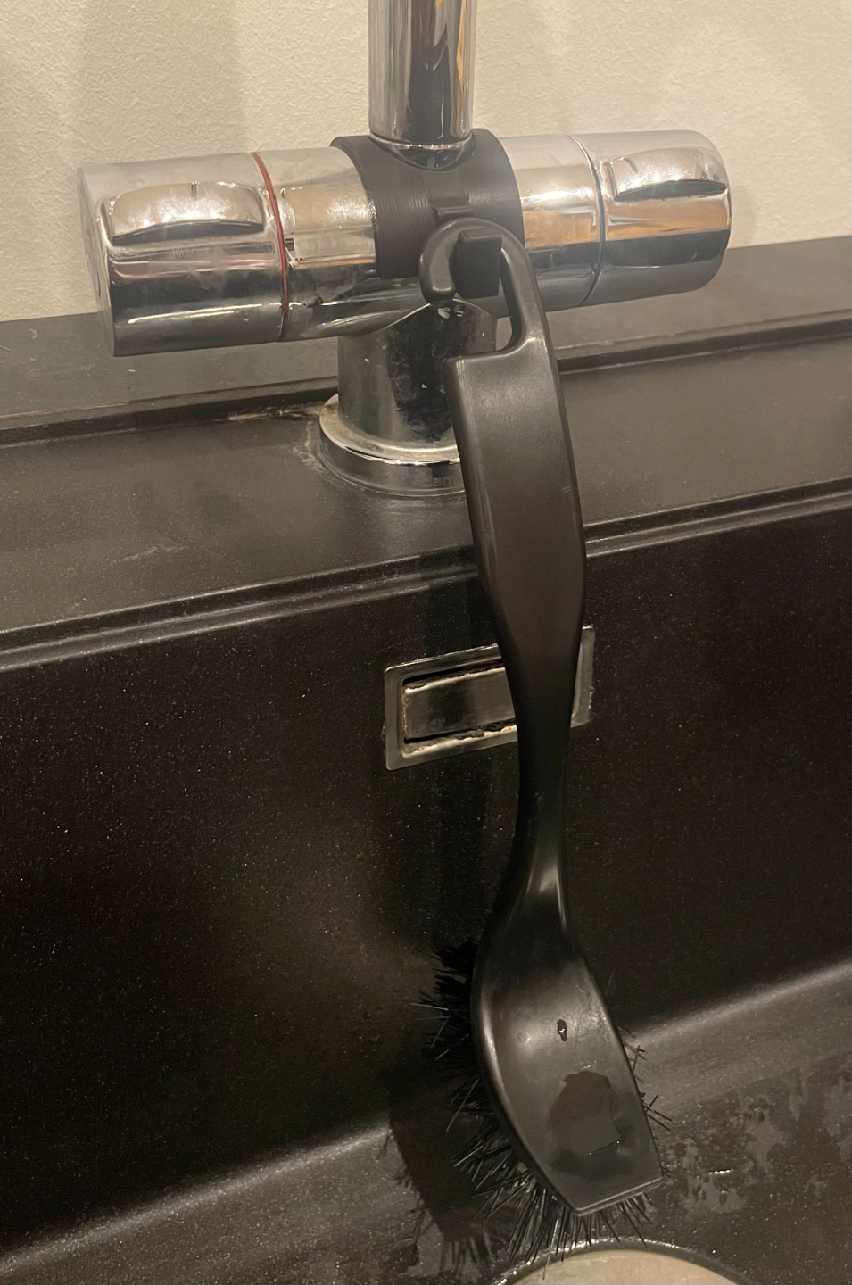 Dishwashing Brush holder faucet 2 types
