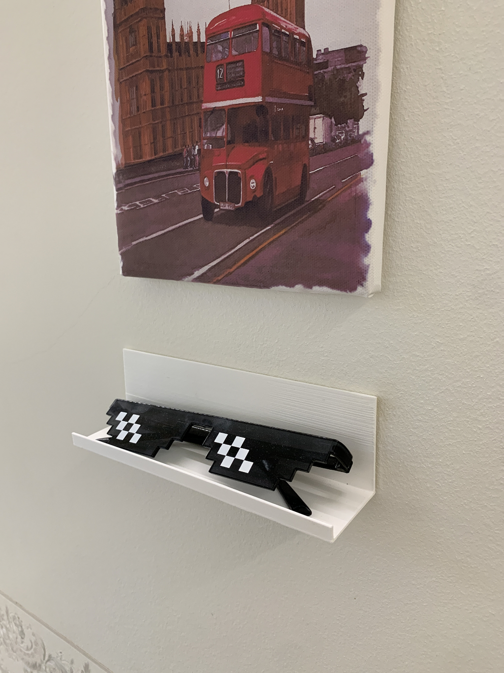 SImple glasses holder